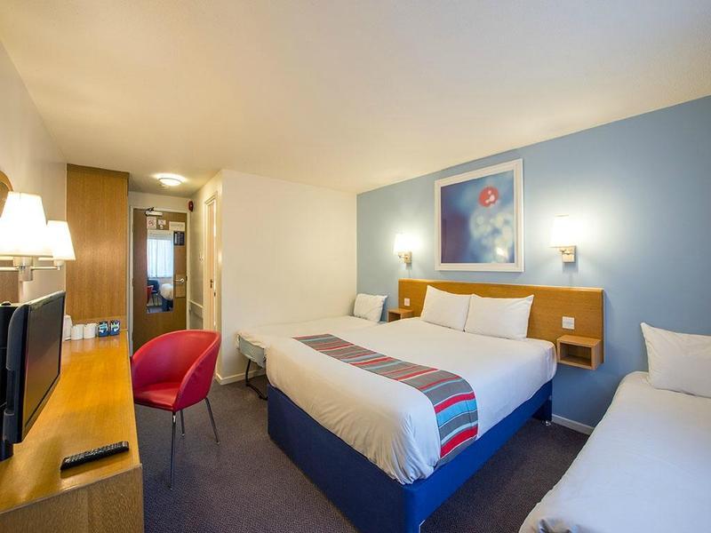 Travelodge Bristol Central Anchor Road Buitenkant foto