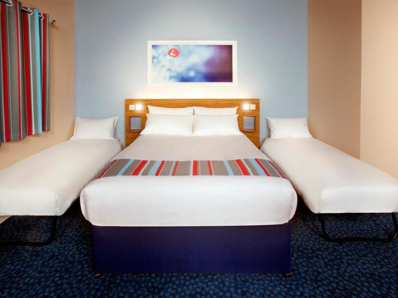 Travelodge Bristol Central Anchor Road Buitenkant foto